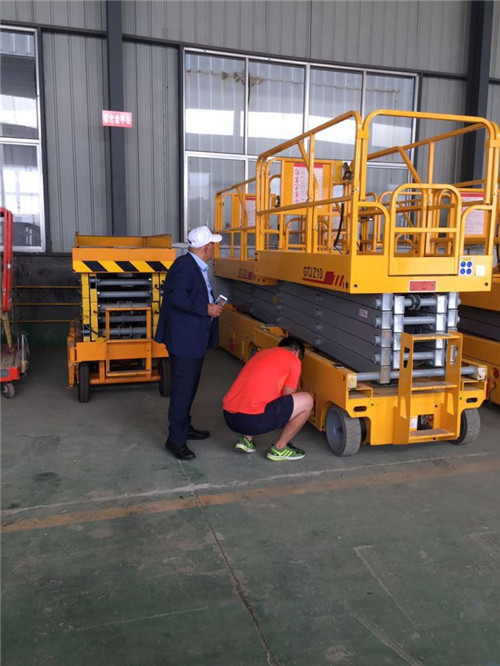 液壓升降平臺(tái) 液壓升降平臺(tái)