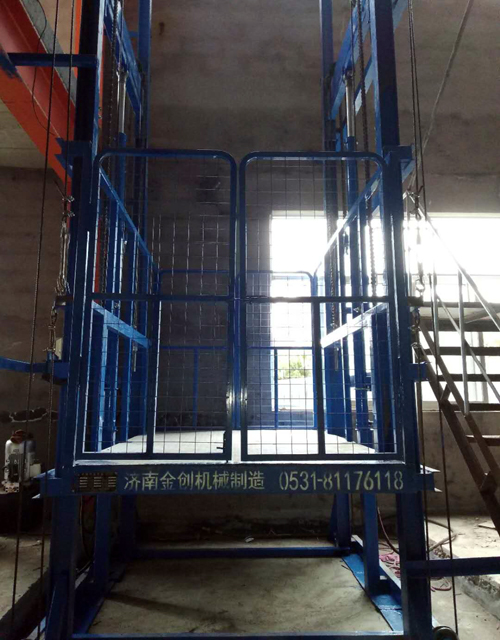 導(dǎo)軌式液壓升降平臺(tái) 導(dǎo)軌式液壓升降平臺(tái)