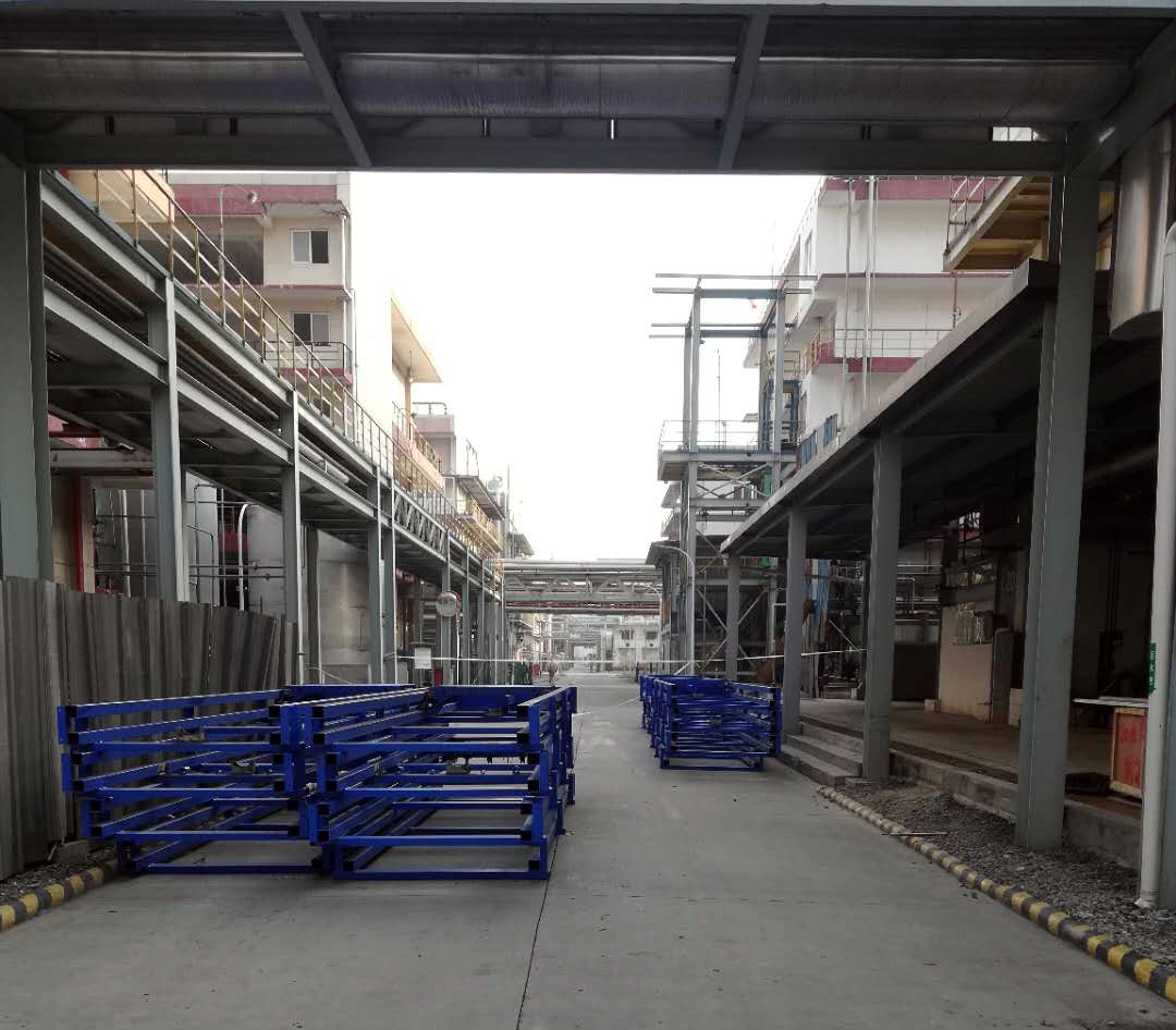 導(dǎo)軌式液壓升降平臺 導(dǎo)軌式液壓升降平臺