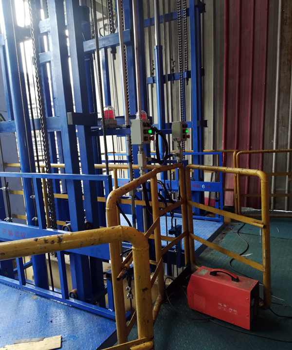 液壓升降機(jī) 液壓升降機(jī)