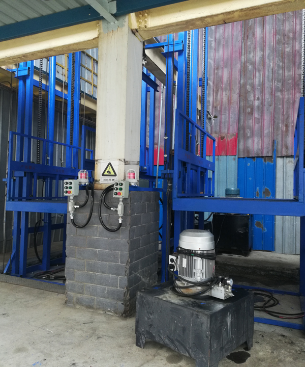 導(dǎo)軌式液壓升降機(jī) 導(dǎo)軌式液壓升降機(jī)