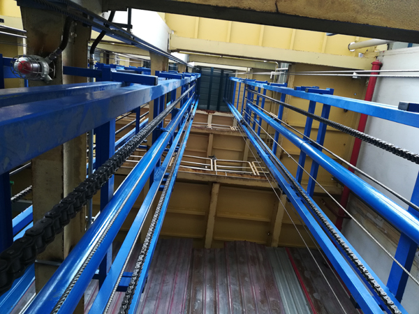 液壓升降機(jī) 液壓升降機(jī)