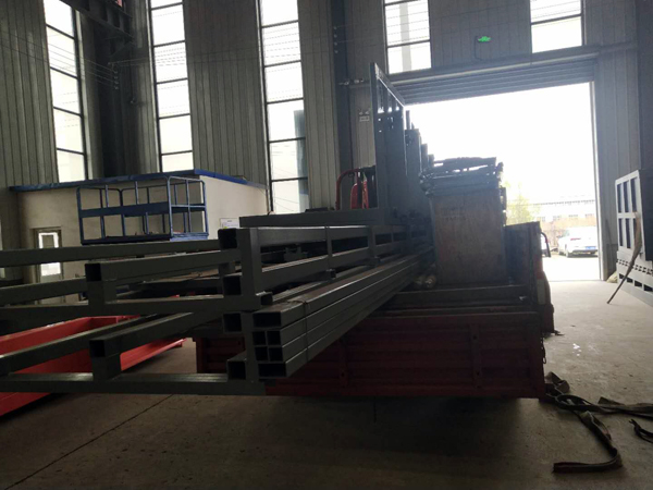 導(dǎo)軌式液壓升降機(jī) 導(dǎo)軌式液壓升降機(jī)