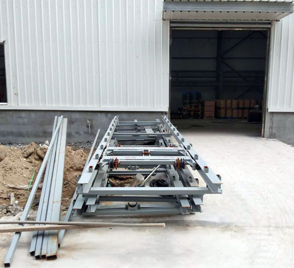 液壓升降機(jī)廠家 液壓升降機(jī)廠家